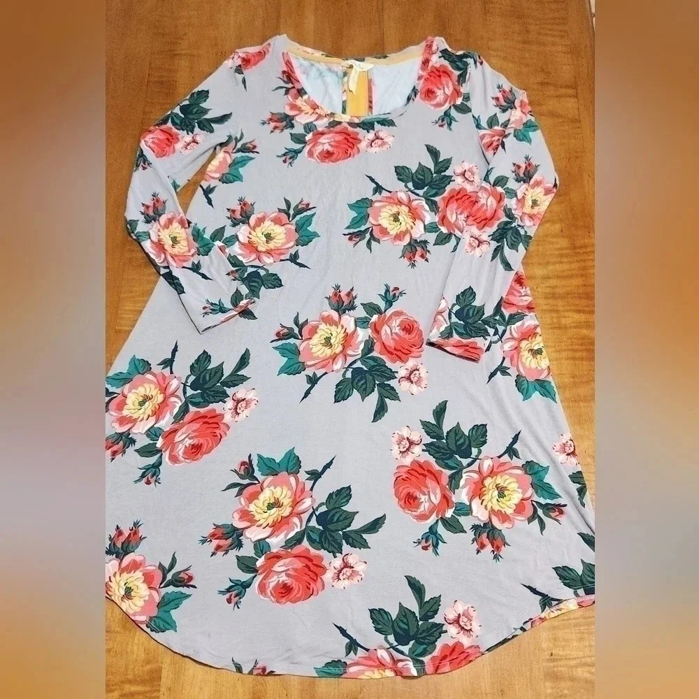 Matilda Jane Gray Floral Shift Dress Medium